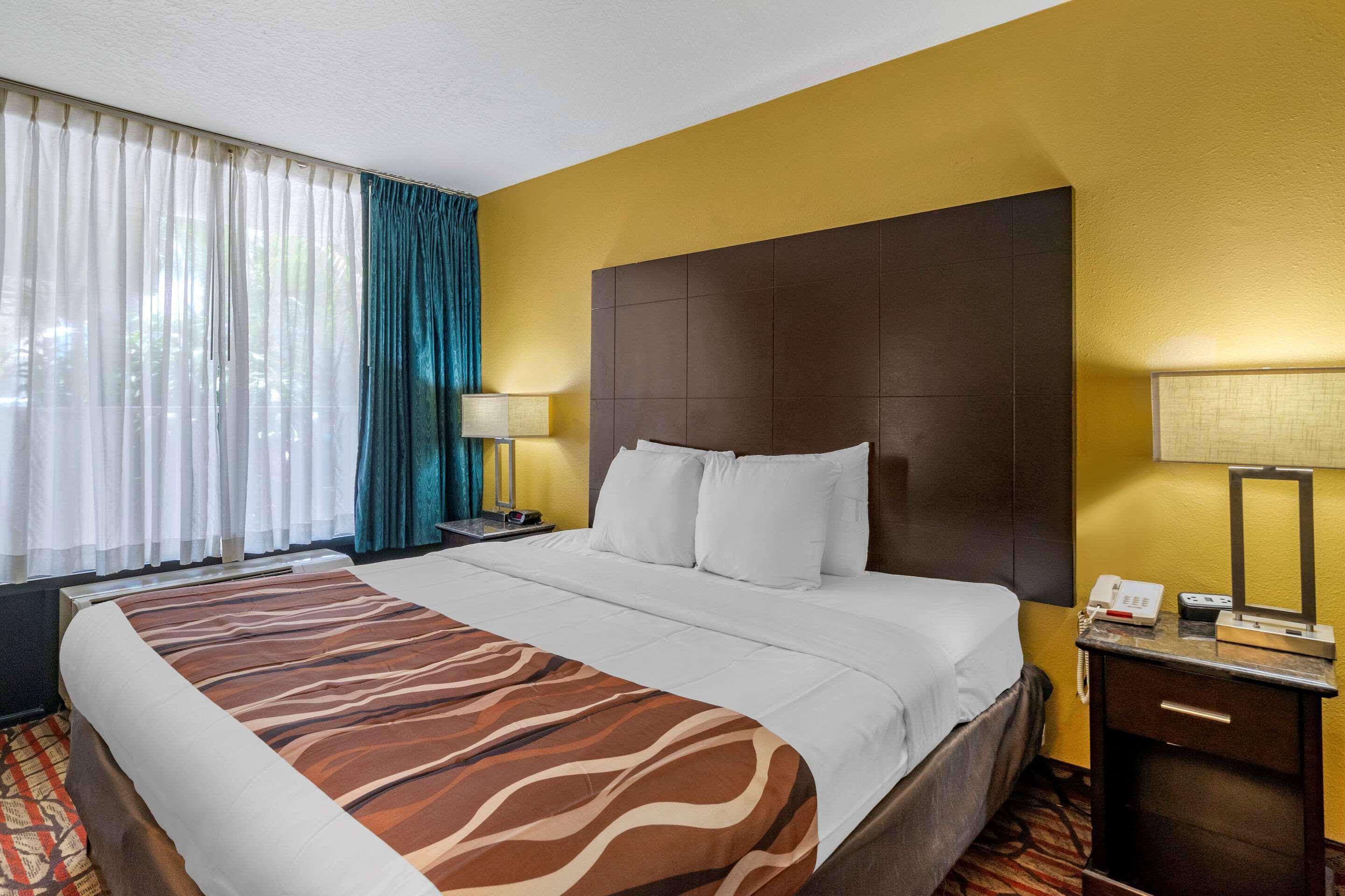 Rodeway Inn Central Clearwater Beach מראה חיצוני תמונה