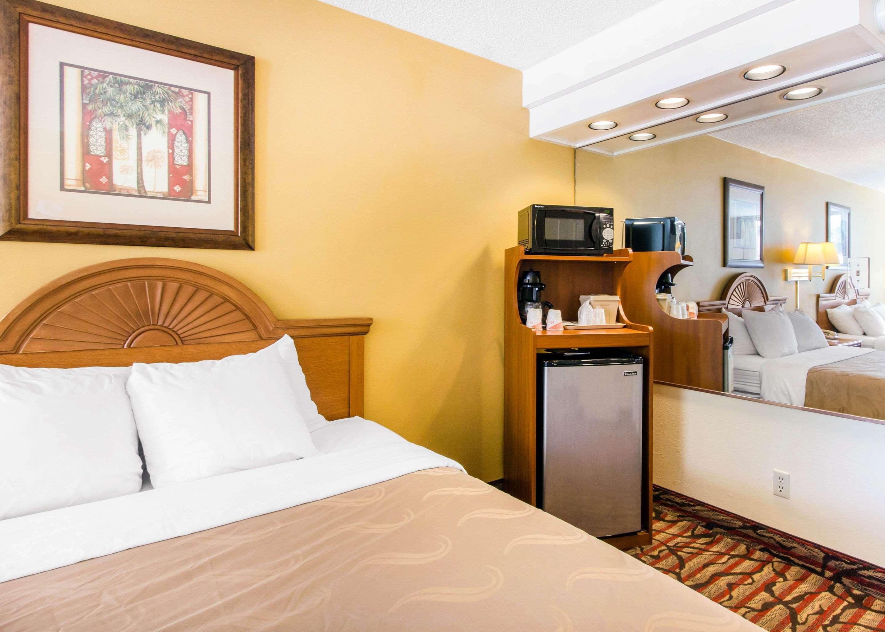 Rodeway Inn Central Clearwater Beach מראה חיצוני תמונה