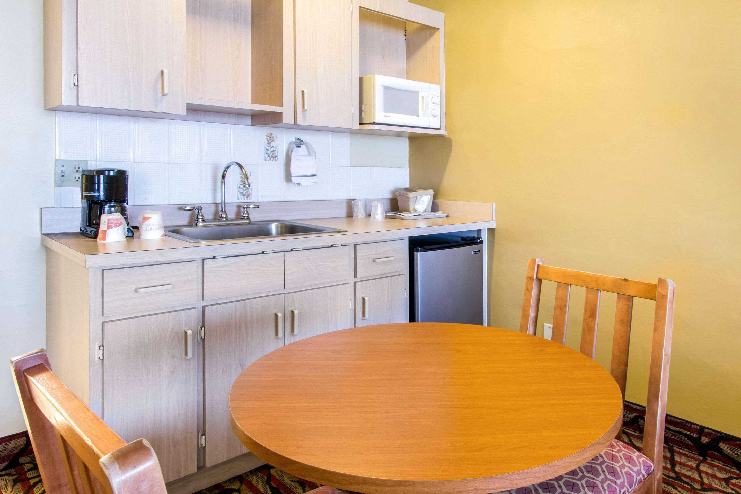 Rodeway Inn Central Clearwater Beach מראה חיצוני תמונה
