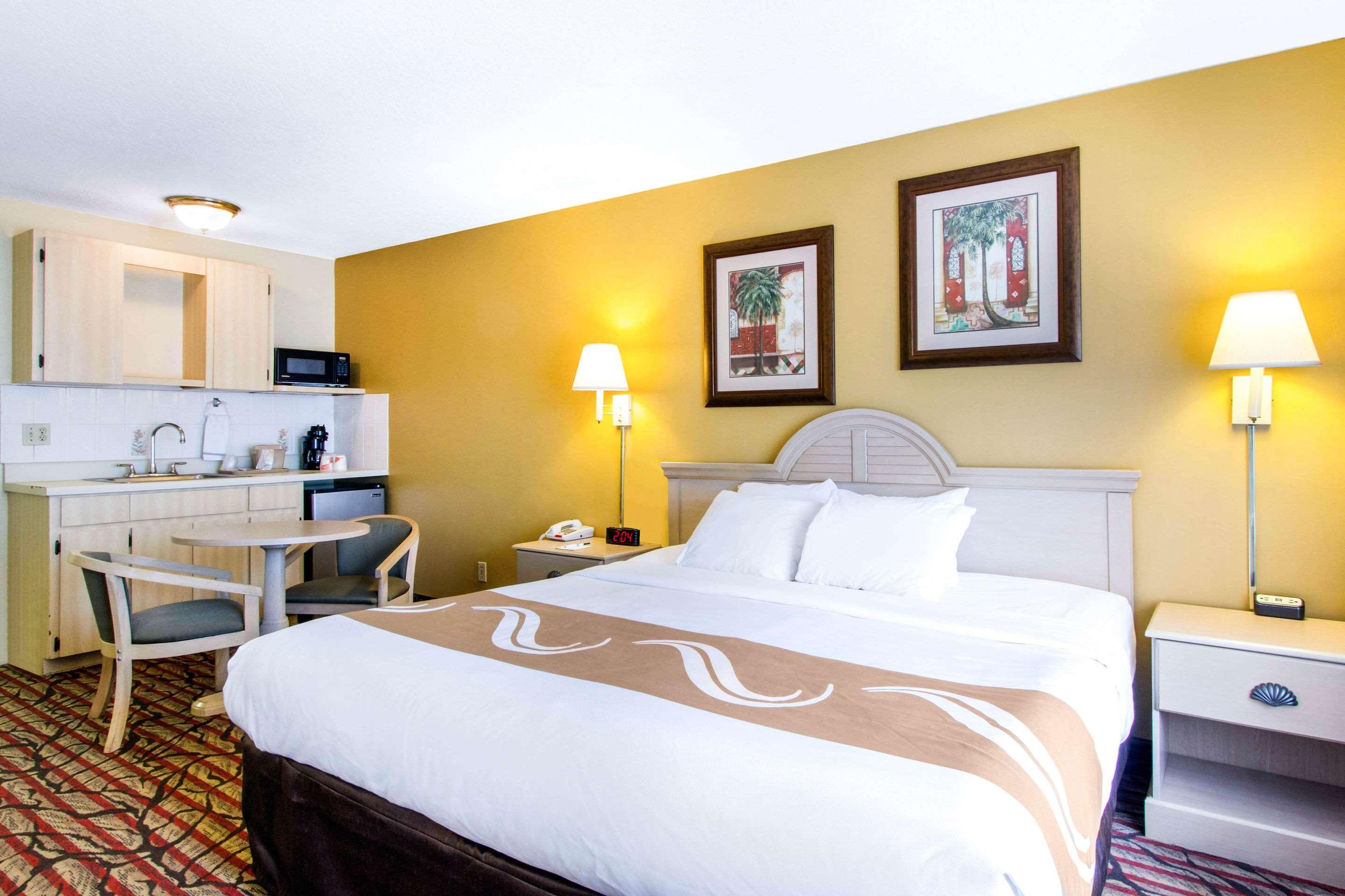 Rodeway Inn Central Clearwater Beach מראה חיצוני תמונה