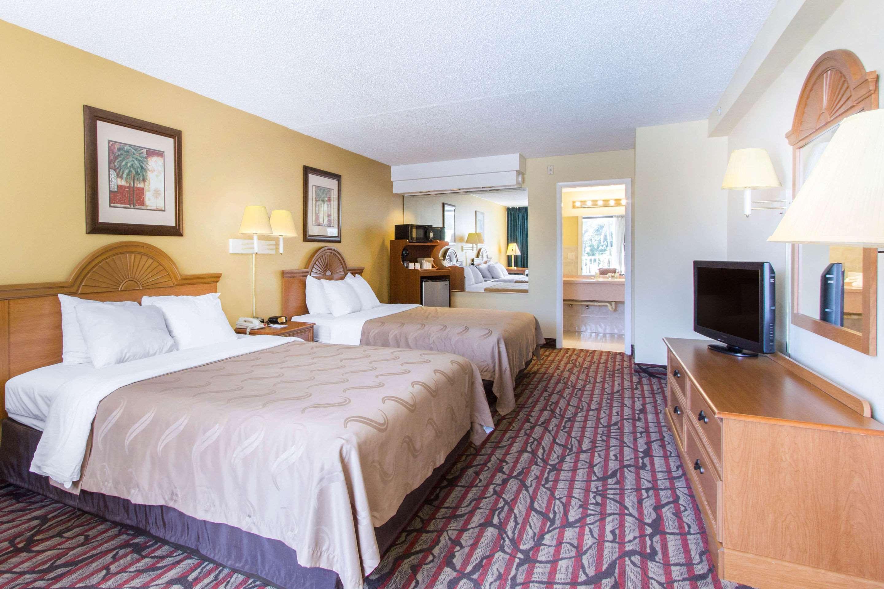 Rodeway Inn Central Clearwater Beach מראה חיצוני תמונה
