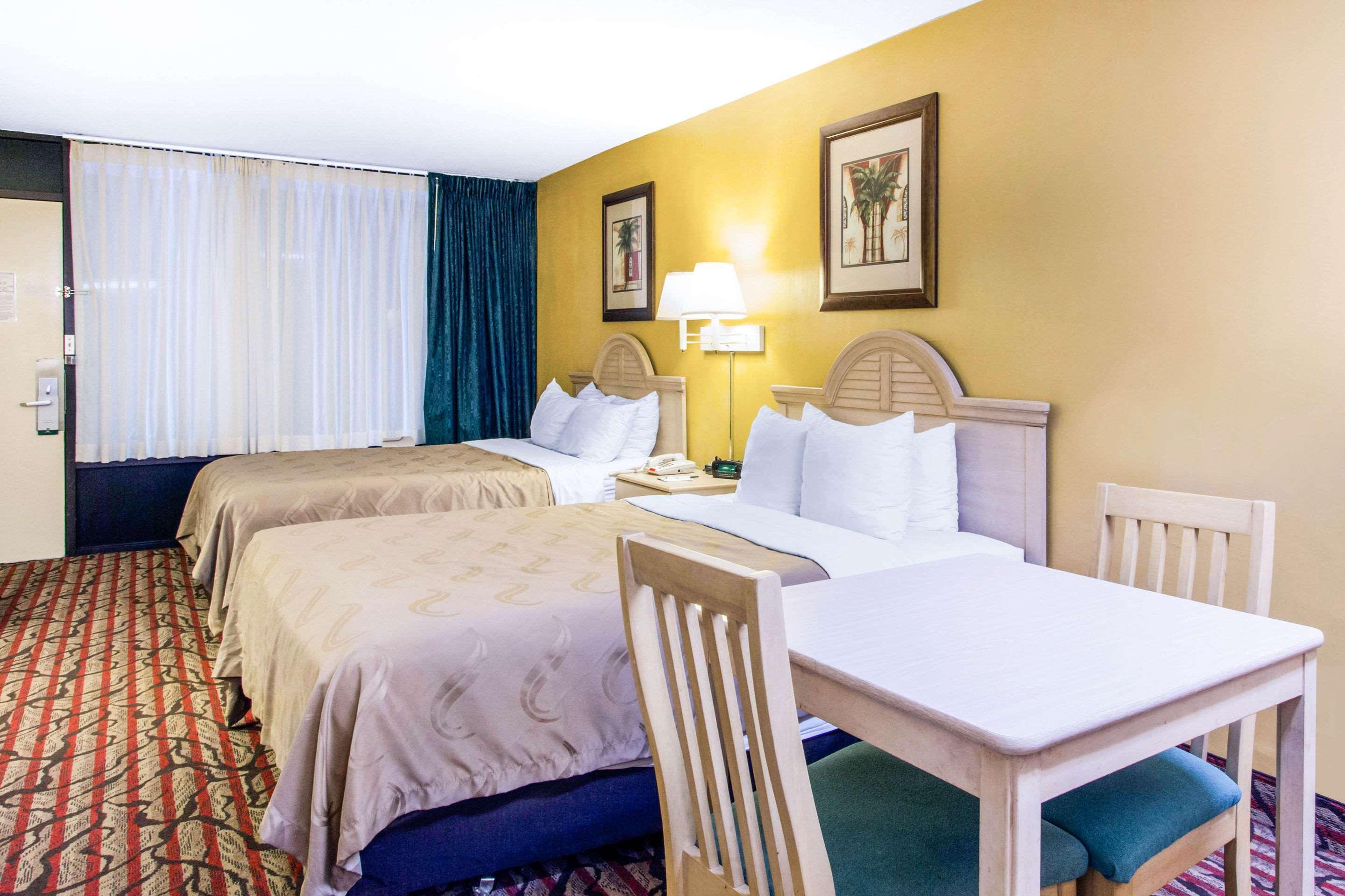 Rodeway Inn Central Clearwater Beach מראה חיצוני תמונה