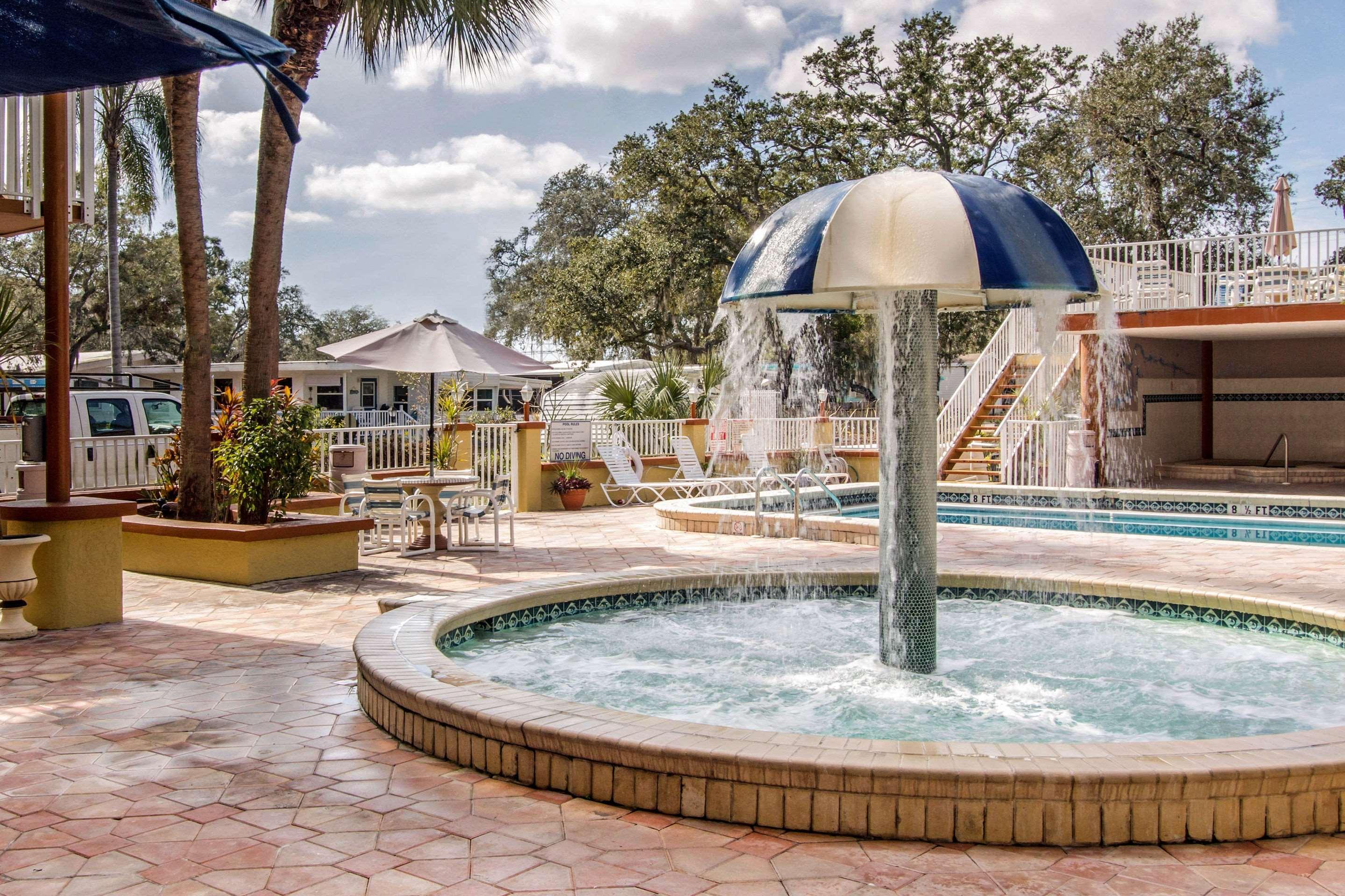 Rodeway Inn Central Clearwater Beach מראה חיצוני תמונה