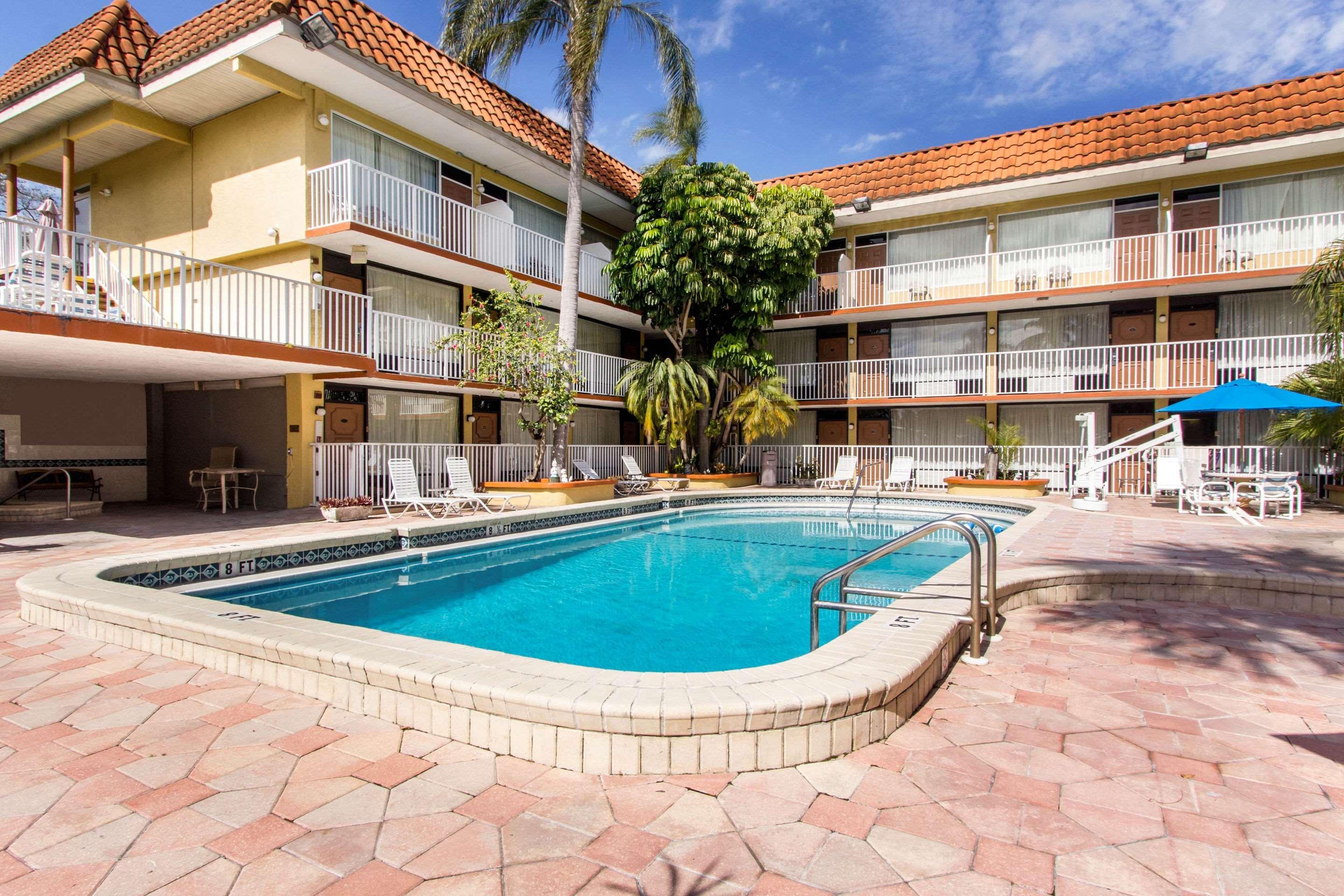 Rodeway Inn Central Clearwater Beach מראה חיצוני תמונה